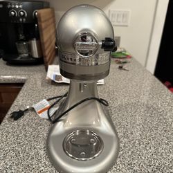 KitchenAid KSM155GBSR Artisan Design Series 5 qt Sugar Pearl Silver