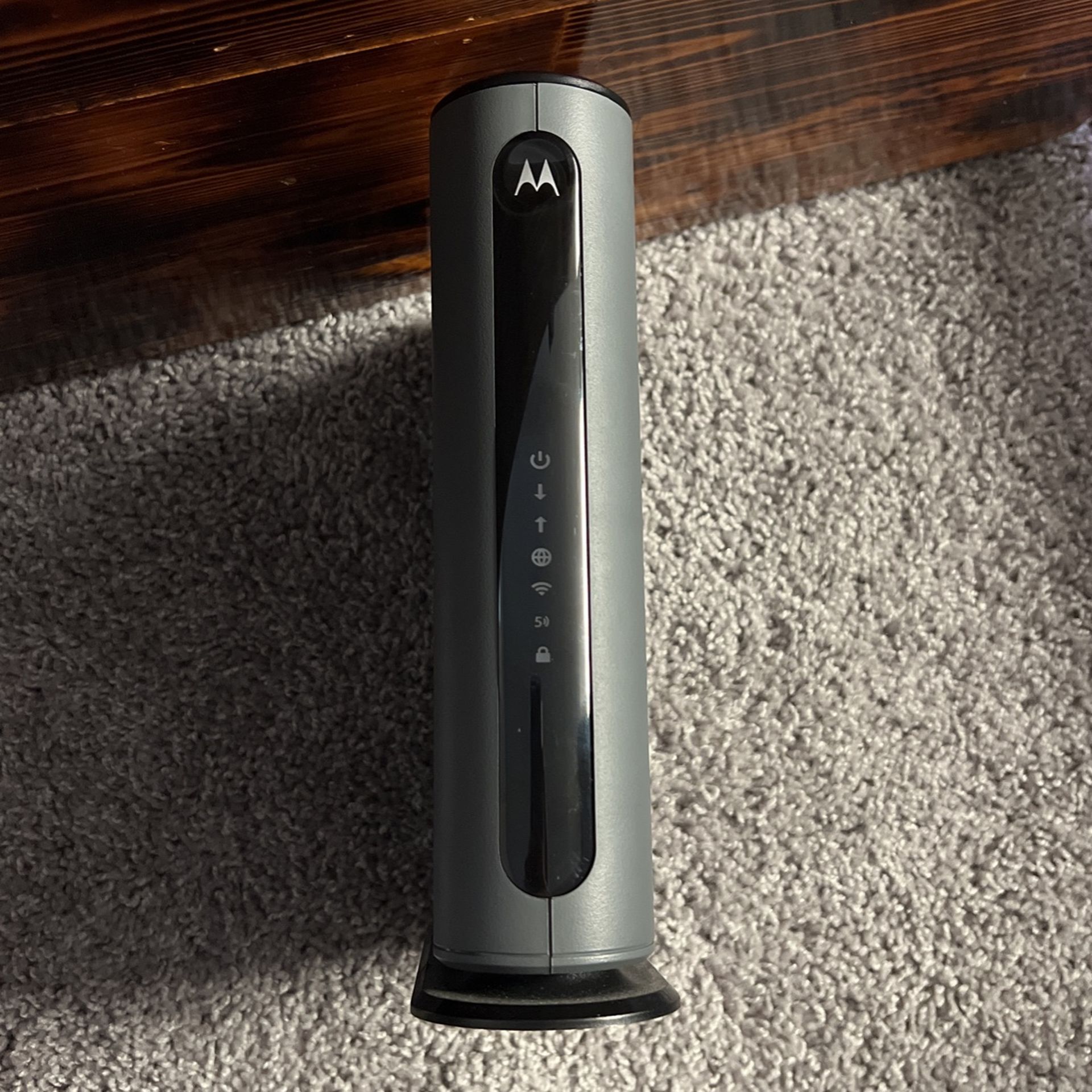 Motorola AC1900 Router/Modem