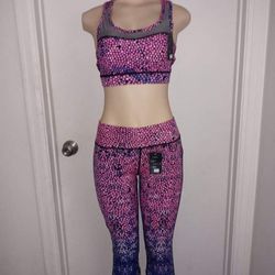 New Women's 2 Piece Set Size L/XL