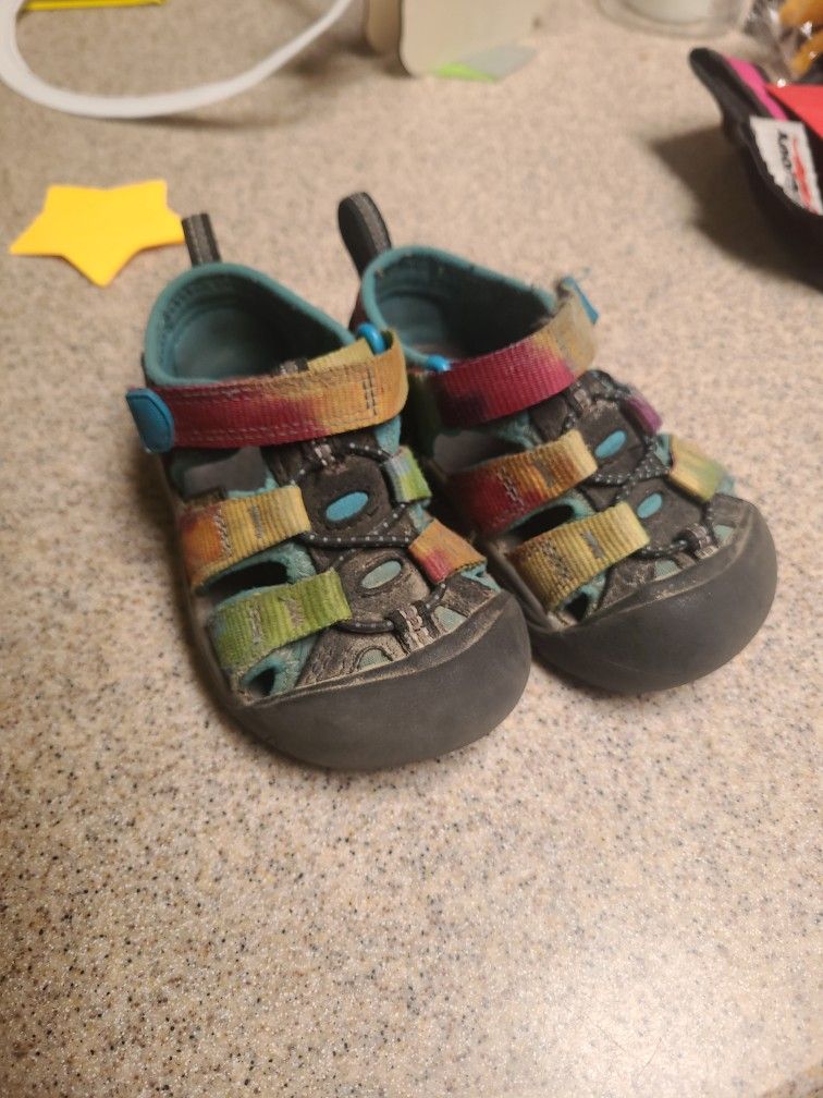 Keen toddler shoes