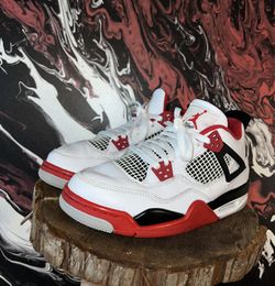 7Y;8.5W Air Jordan 4 Retro Fire Red GS