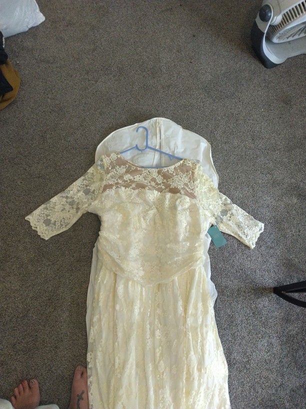 Wedding Dress Never Worn