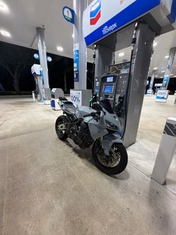 2006 CBR 600 Motorcycle Supersport Bike