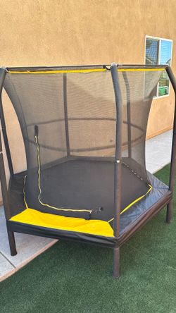 Trampoline