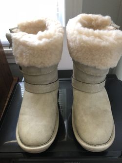 Bearpaw boots