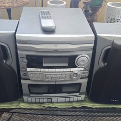 Teac Multi CD / 2 Tape / Radio / Home Stereo