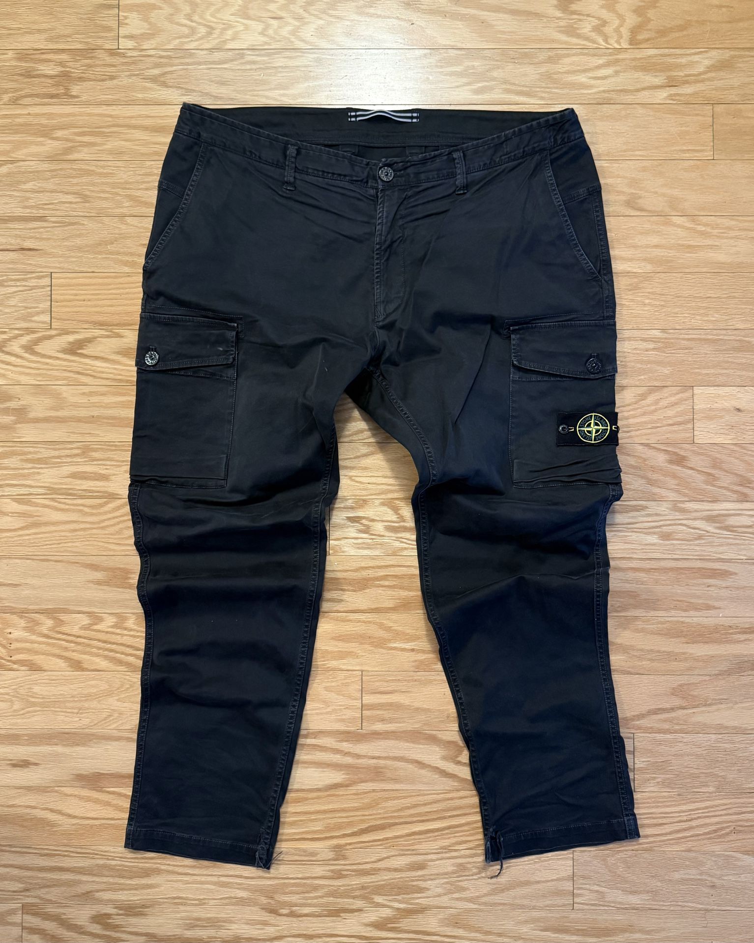 Stone Island Black Cargo Pants Slim Fit 42x32
