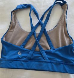 Tops Lululemon don't have size but look like xxx small is really small