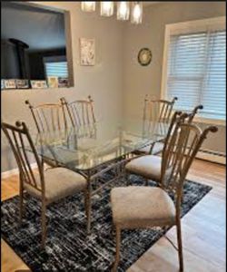 Glass dining table set
