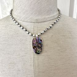 Kenneth Cole Reaction Abalone Silver Tone Pendant Necklace 