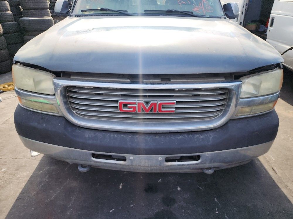 2002 Gmc Sierra 2500hd Only Parts Solamente Partes 6.0L