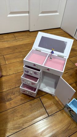 Jewelkeeper Jewelry Box for Girls with 3 Drawers - Musical Princess Jewelry Box with Spinning Doll