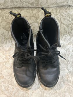 Girls Dr. Martin Shoes Size 3