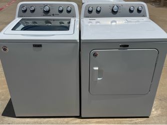 Maytag  washer and  Maytag dryer commercial technology electric  in excellent working condition extra for delivery. Same day delivery and installation