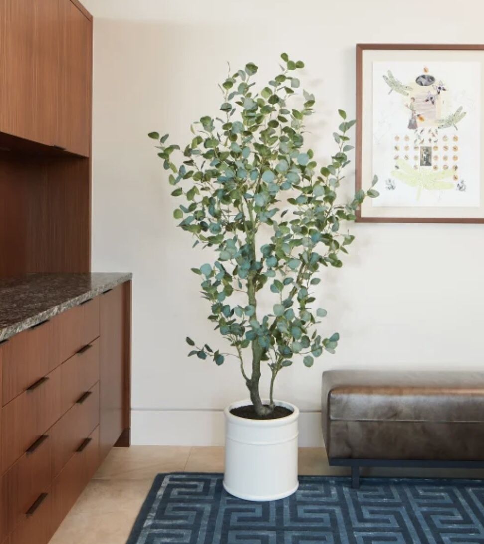 C G Hunter Artificial Faux Lifelike Eucalyptus Tree New Sealed Box