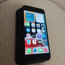 iPhone7 black 32G unlocked for any carrier very good condition 60each 3 for 150 