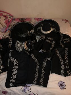 Trajes de mariachi para nińo