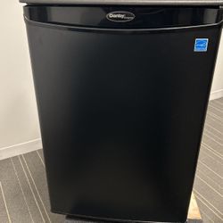 Clean Mini Fridge 