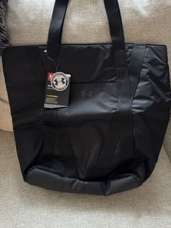 Under Armour Zip Essentials Tote