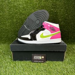 Air Jordan 1 Mid SE Cyber Active Fuchsia  