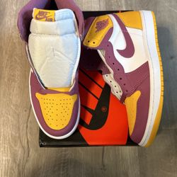 Air Jordan Retro 1 “Brotherhood” Size 9