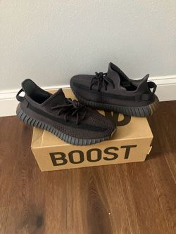 Yeezy  boost V2  ‘Cinder’ 350s