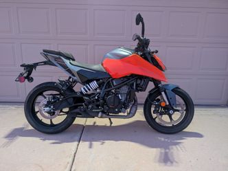 2024 KTM Duke 250