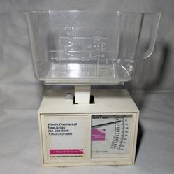 Vintage 1987 Weight Watchers Mechanical Food Scale with Measuring Cup Container