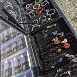 Custom Hand Made Healing Crystal Jewelry Necklaces And Bracelets