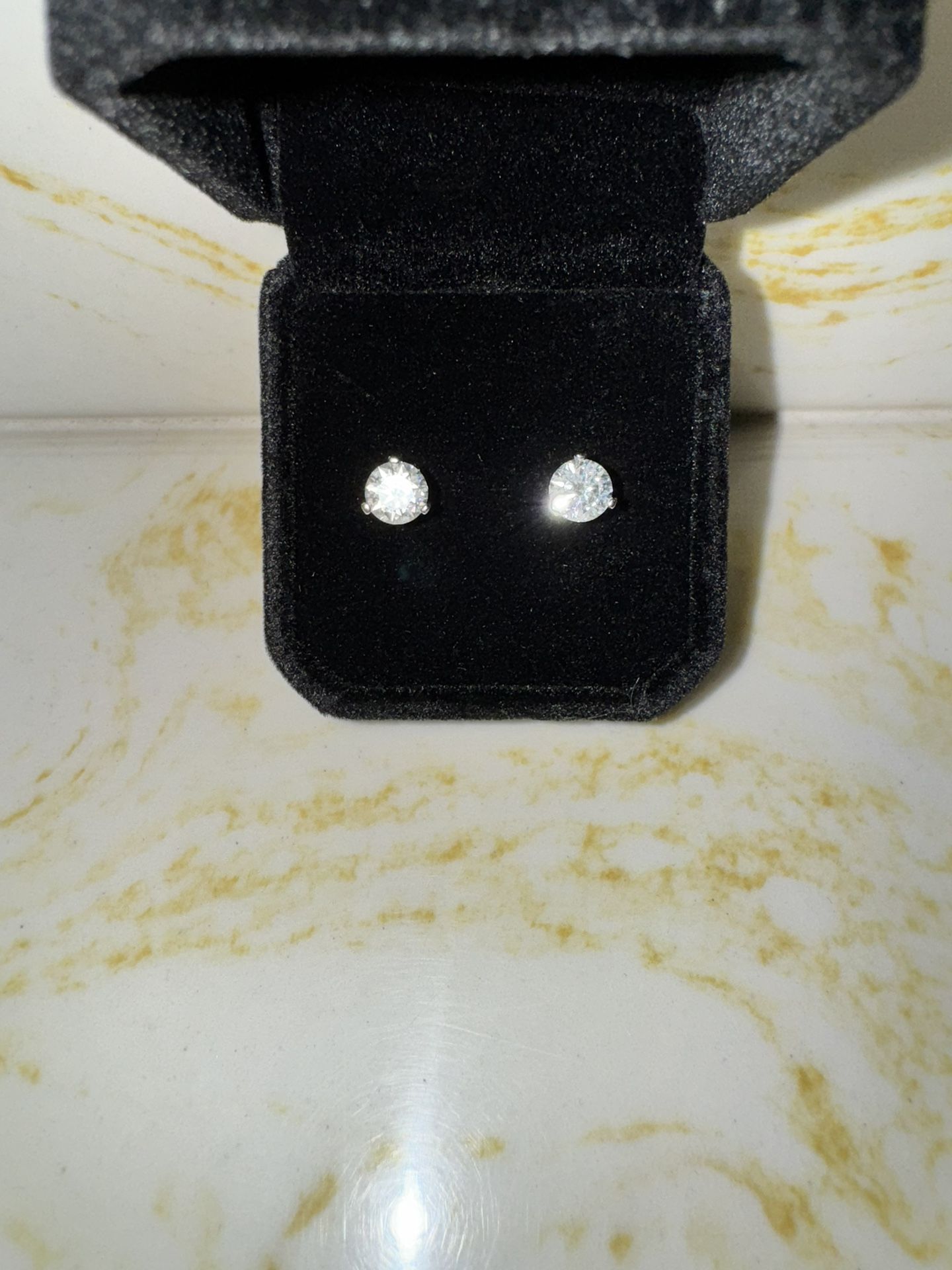 Diamond Stud Earrings Lab Grown