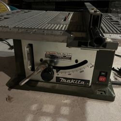 Makita Table Saw