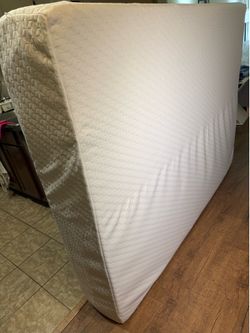 Novilla Queen Mattress 12 inch Medium Firm