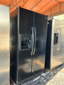 Side By Side Refrigerator/ 4 Meses De Garantía 