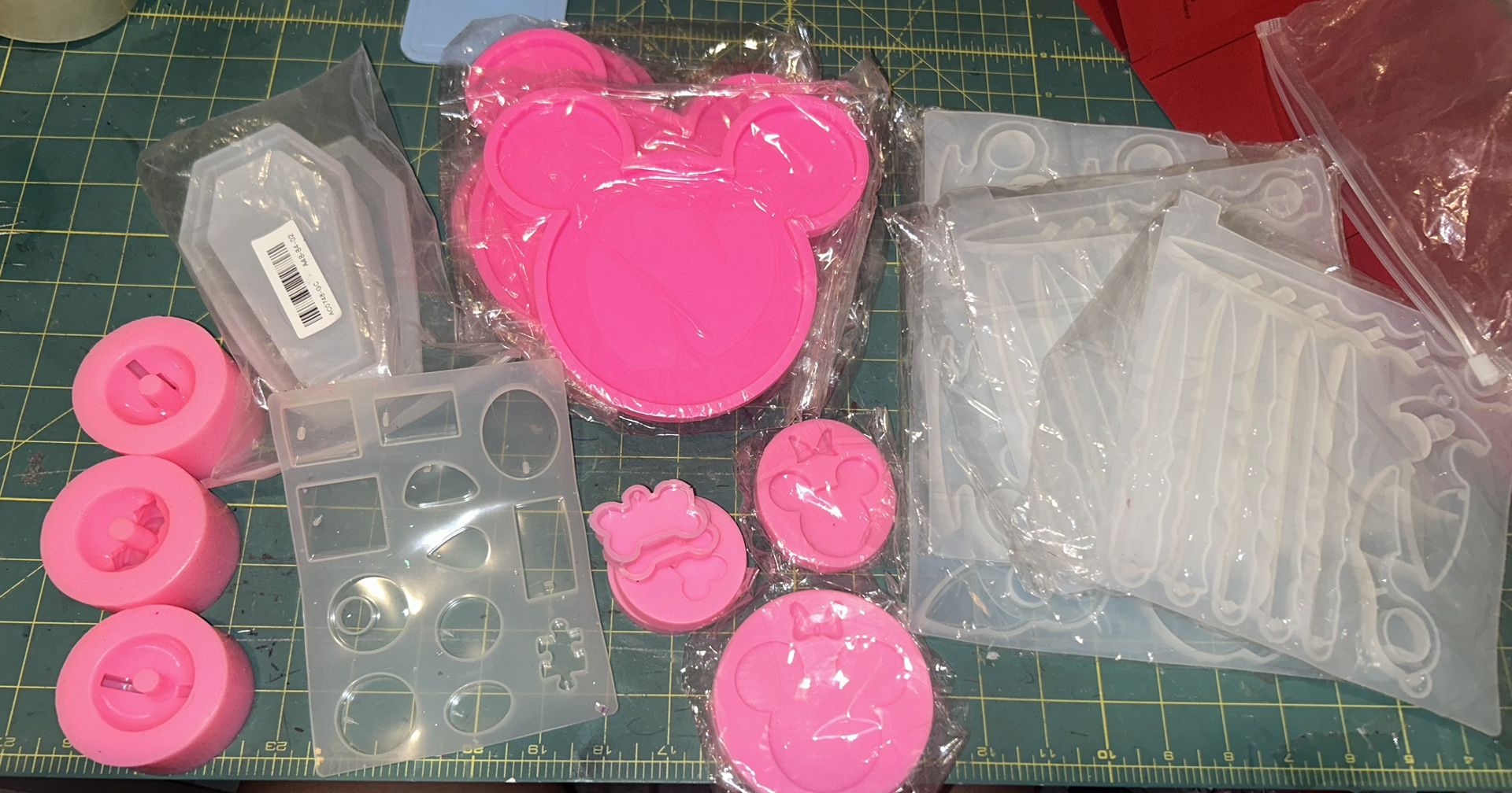 Silicone Molds And Resin Epoxy Bundle