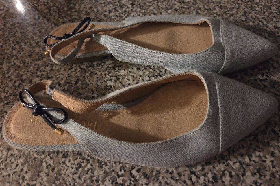 Jack Rogers - Size 8M