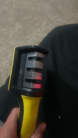 knife sharpener