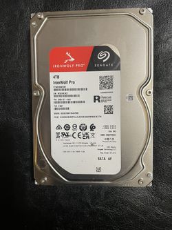 New Seagate Iron Wolf ST4000VN006 Hard Drive 4TB 5400 RPM 256MB SATA 6GB/s HDD