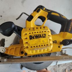 DeWalt 7 1/4 20v Circular Saw