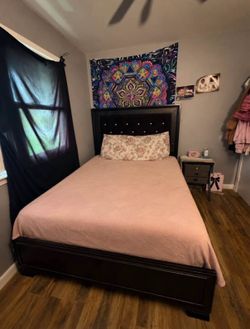 queen bed frame w lights