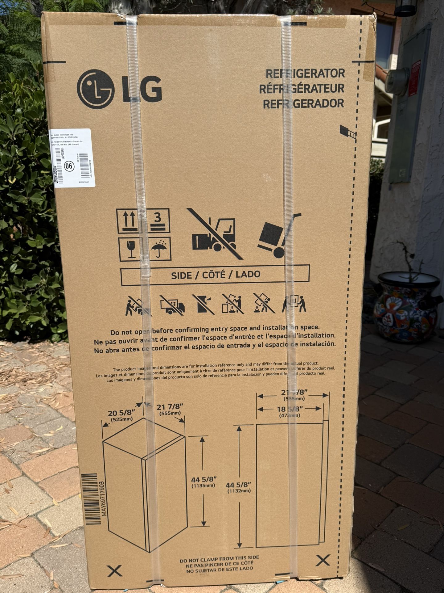 Refrigerator - Brand New 6 Cu Ft Mini Fridge