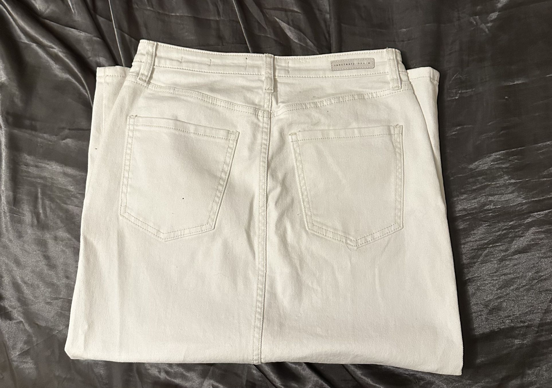 white midi skirt