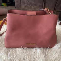 Pink Micheal Kors Purse