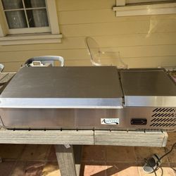 Countertop Refrigerated Prep Line - Avantco 40”