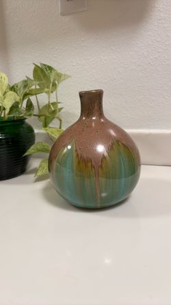 Ceramic pot