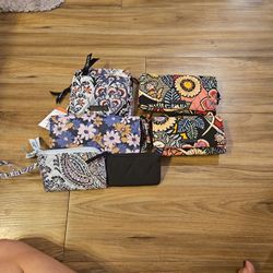 VERA BRADLEY Wristlets/Crossbody/ID Case