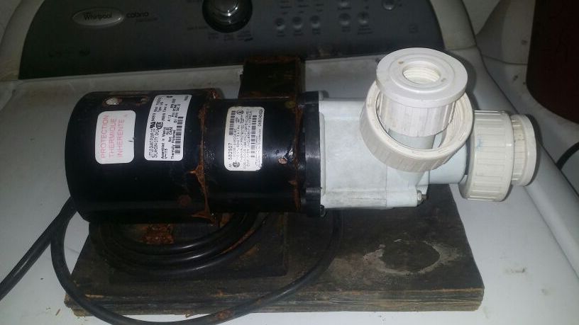 Aquarium pumps external