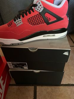 Nike Air Jordan Retro 4