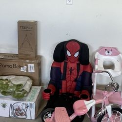 Spiderman car seat 