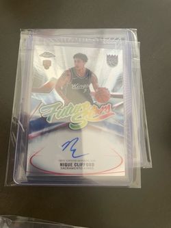 Nique Clifford Auto