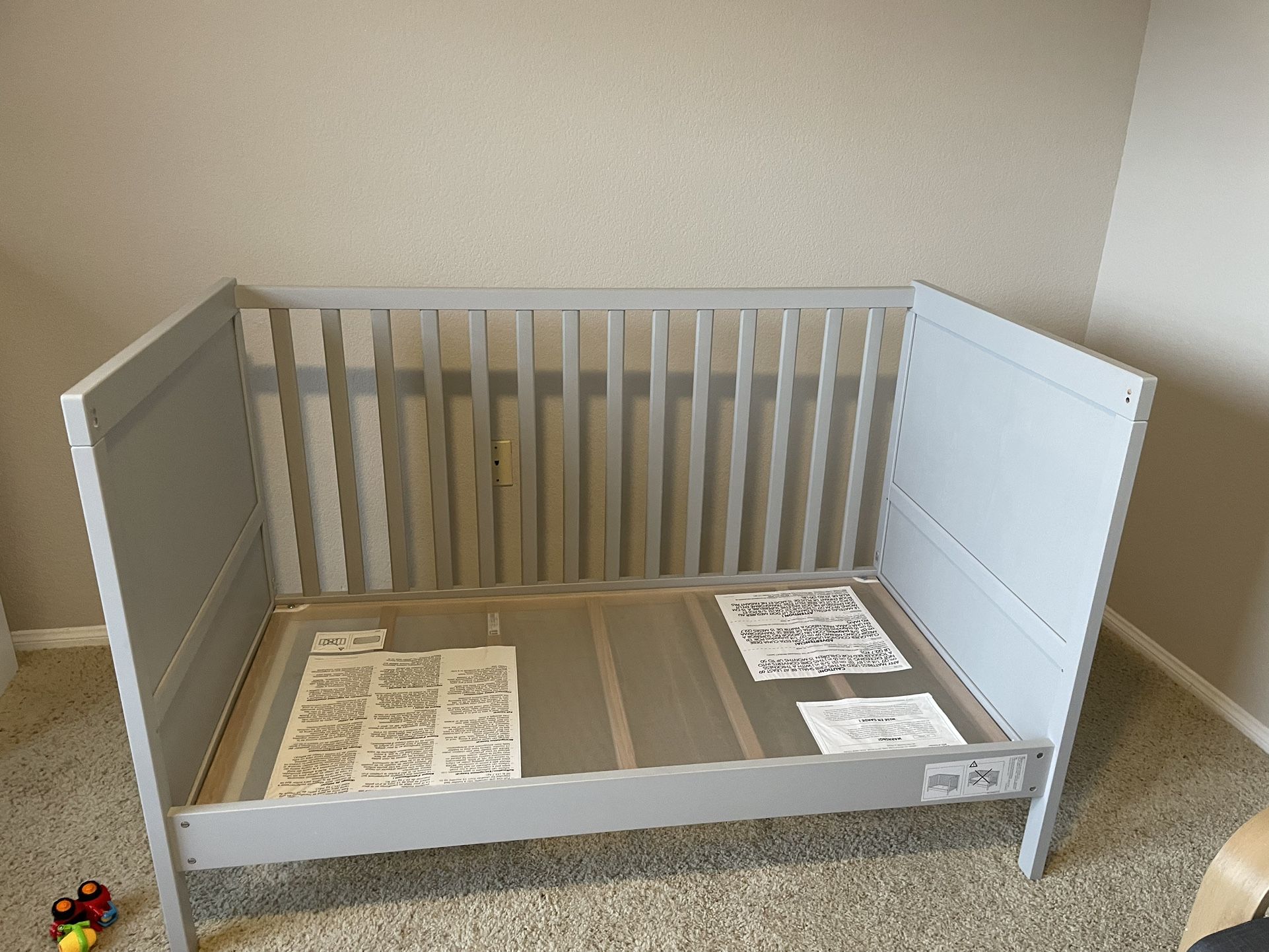 Baby / toddler convertible crib Ikea Sundvik Gray for Sale in San
